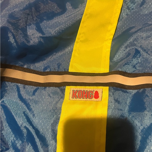 KONG Size large Reflective Dog vest with furry lining. Velcro closure. EUC - Picture 5 of 5